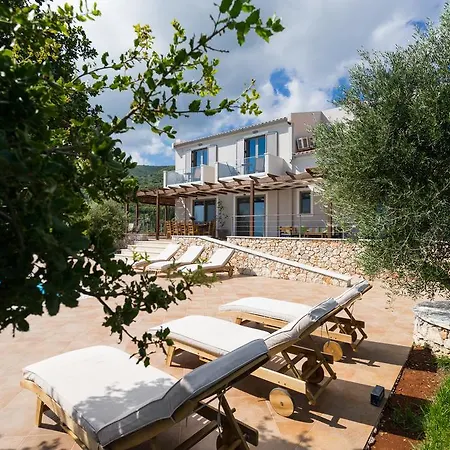 Villa Village Of Megaloni